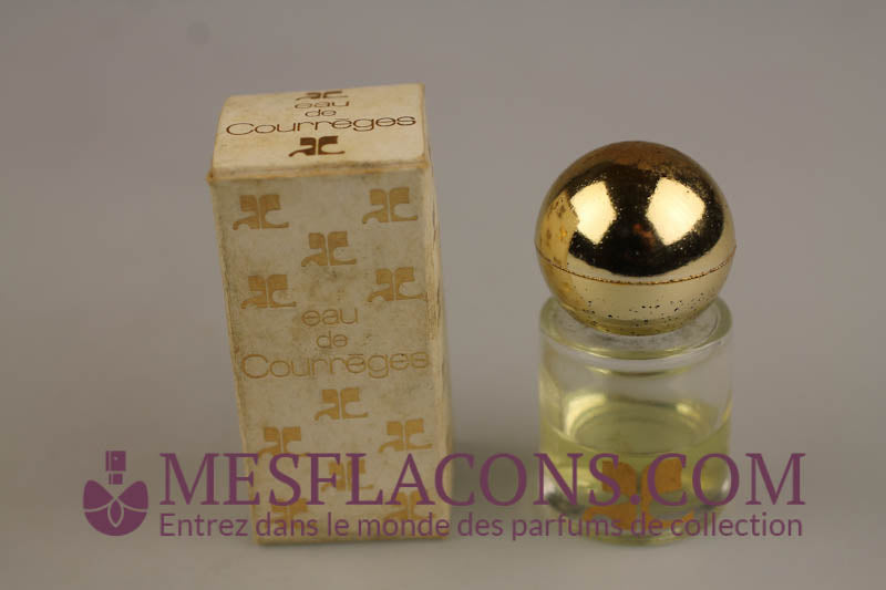 Eau de courrèges (Variante 2)
