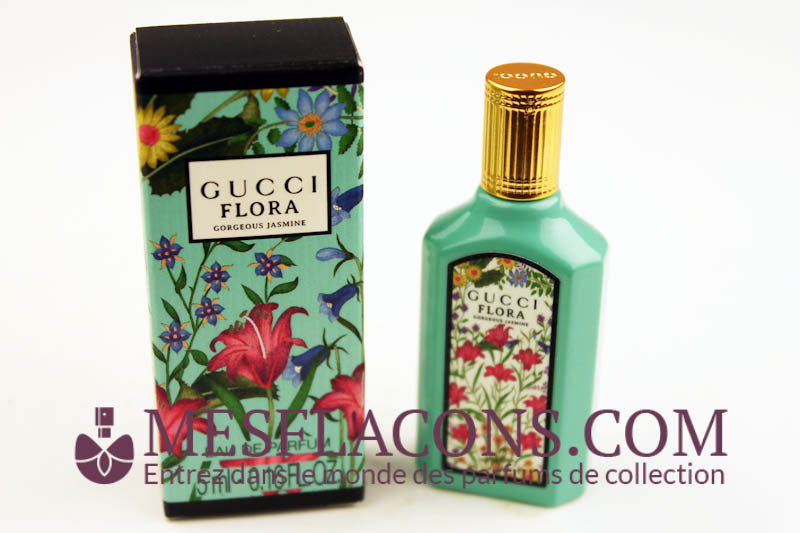 Flora - Gorgeous jasmine