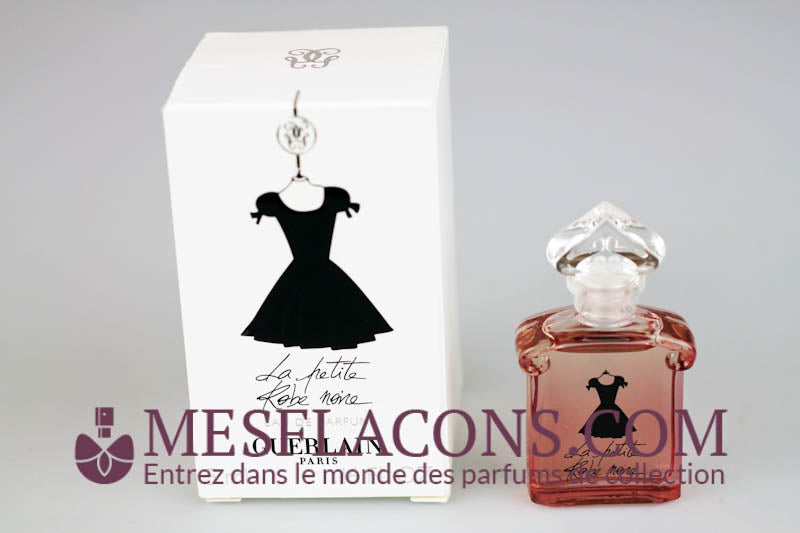 La petite robe noire (Variante 1)