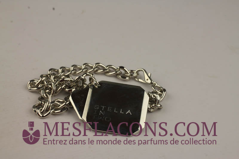 Collier - Stella in two