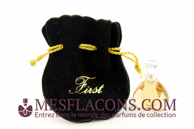 Pendentif - First